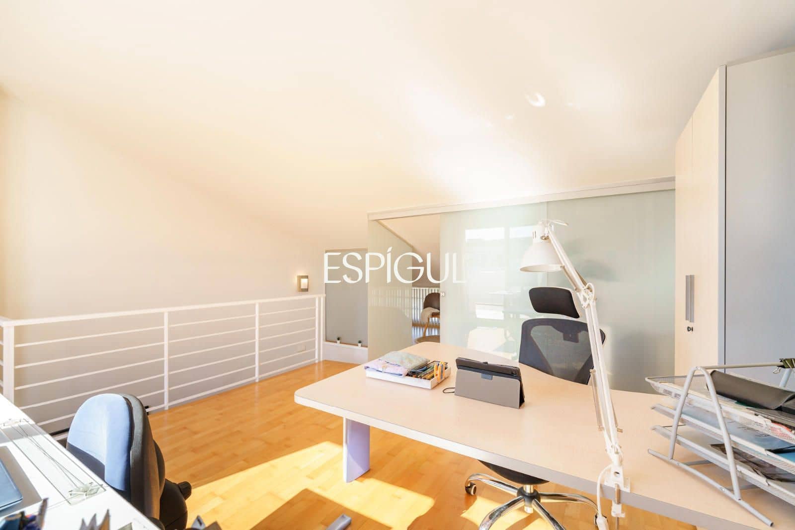 4 bedroom Townhouse for sale in Premia de Mar with pool garage - € 665,000 (Ref: 10016031)