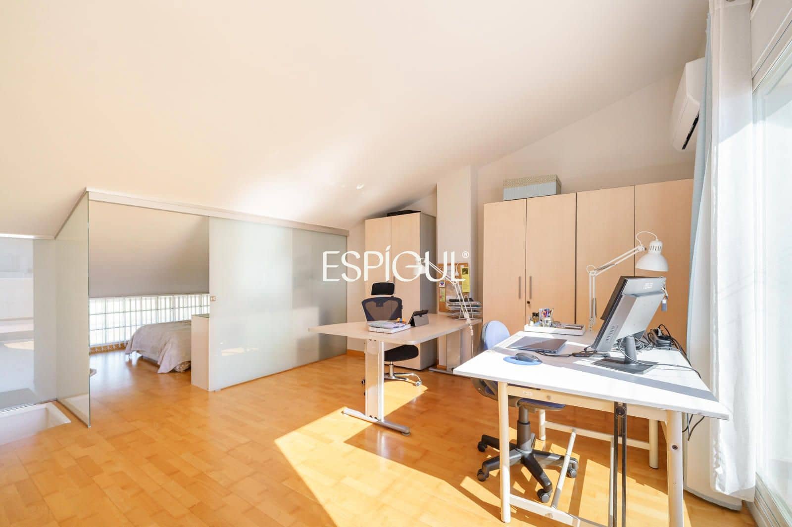 4 bedroom Townhouse for sale in Premia de Mar with pool garage - € 665,000 (Ref: 10016031)