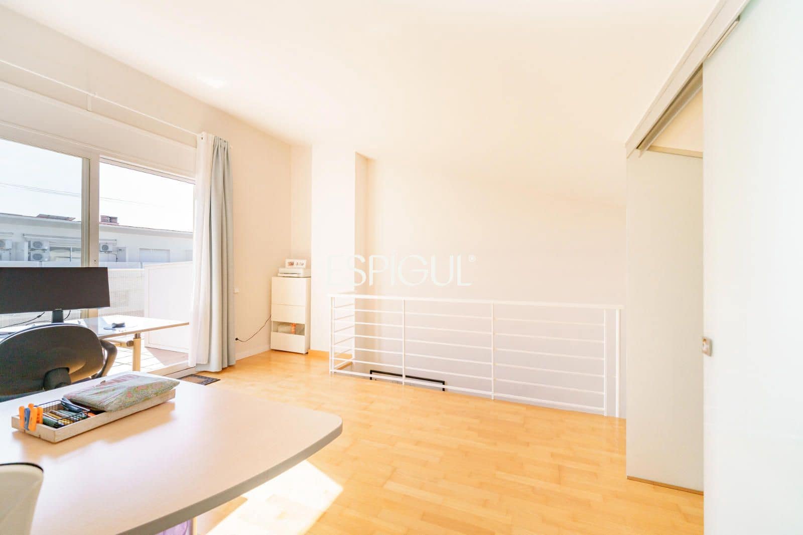 4 bedroom Townhouse for sale in Premia de Mar with pool garage - € 665,000 (Ref: 10016031)