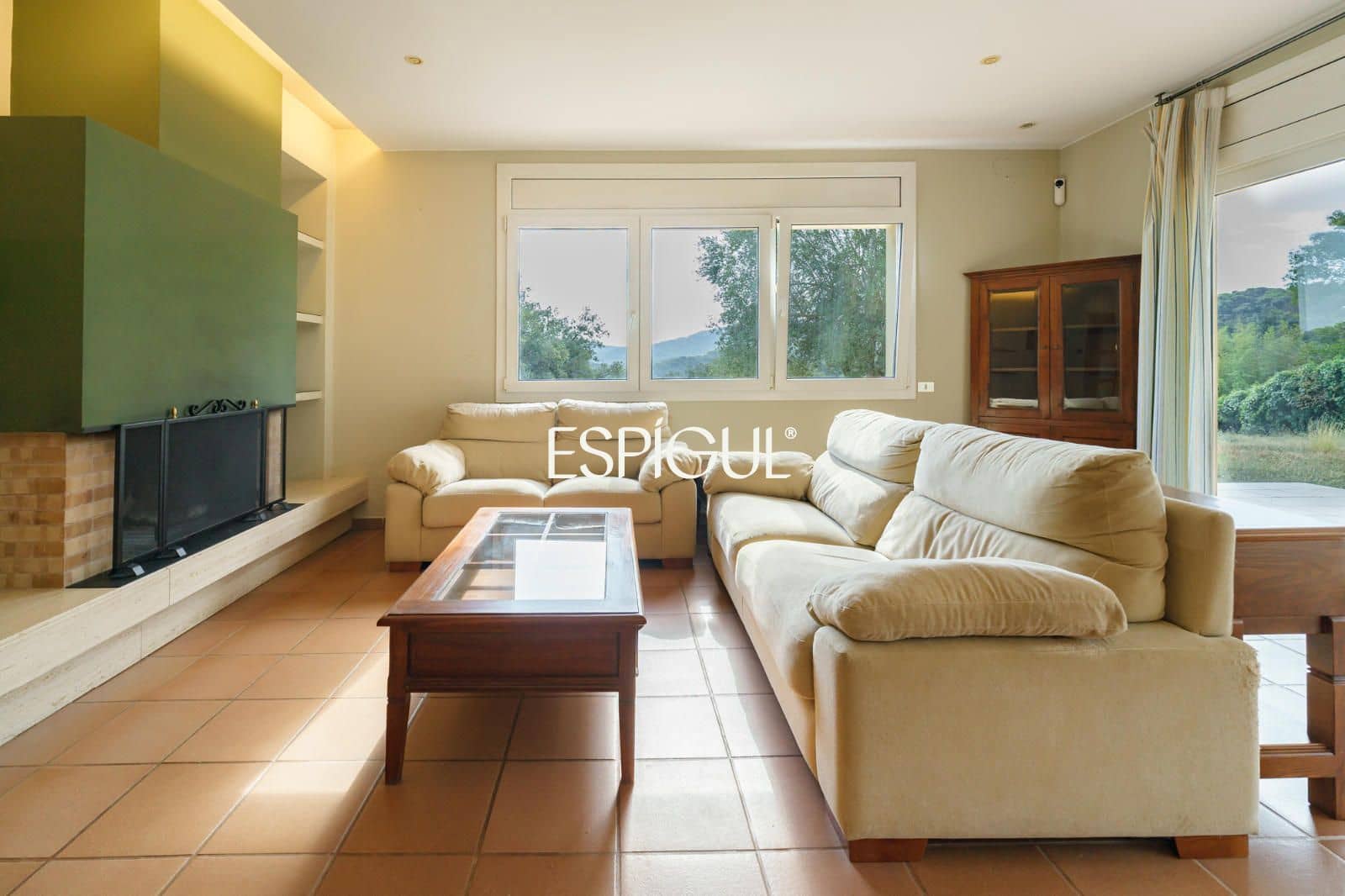 Chalet de 4 habitaciones en Vallromanes en venta con garaje - 830.000 € (Ref: 10016033)