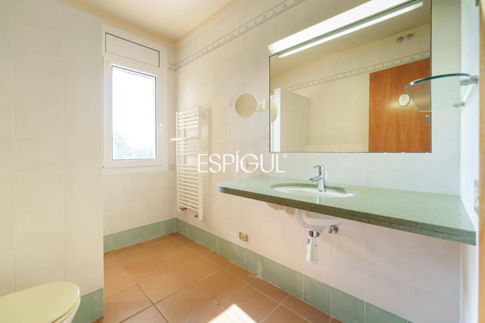 Chalet de 4 habitaciones en Vallromanes en venta con garaje - 830.000 € (Ref: 10016033)