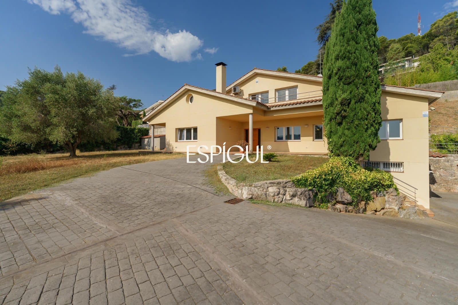 Chalet de 4 habitaciones en Vallromanes en venta con garaje - 830.000 € (Ref: 10016033)