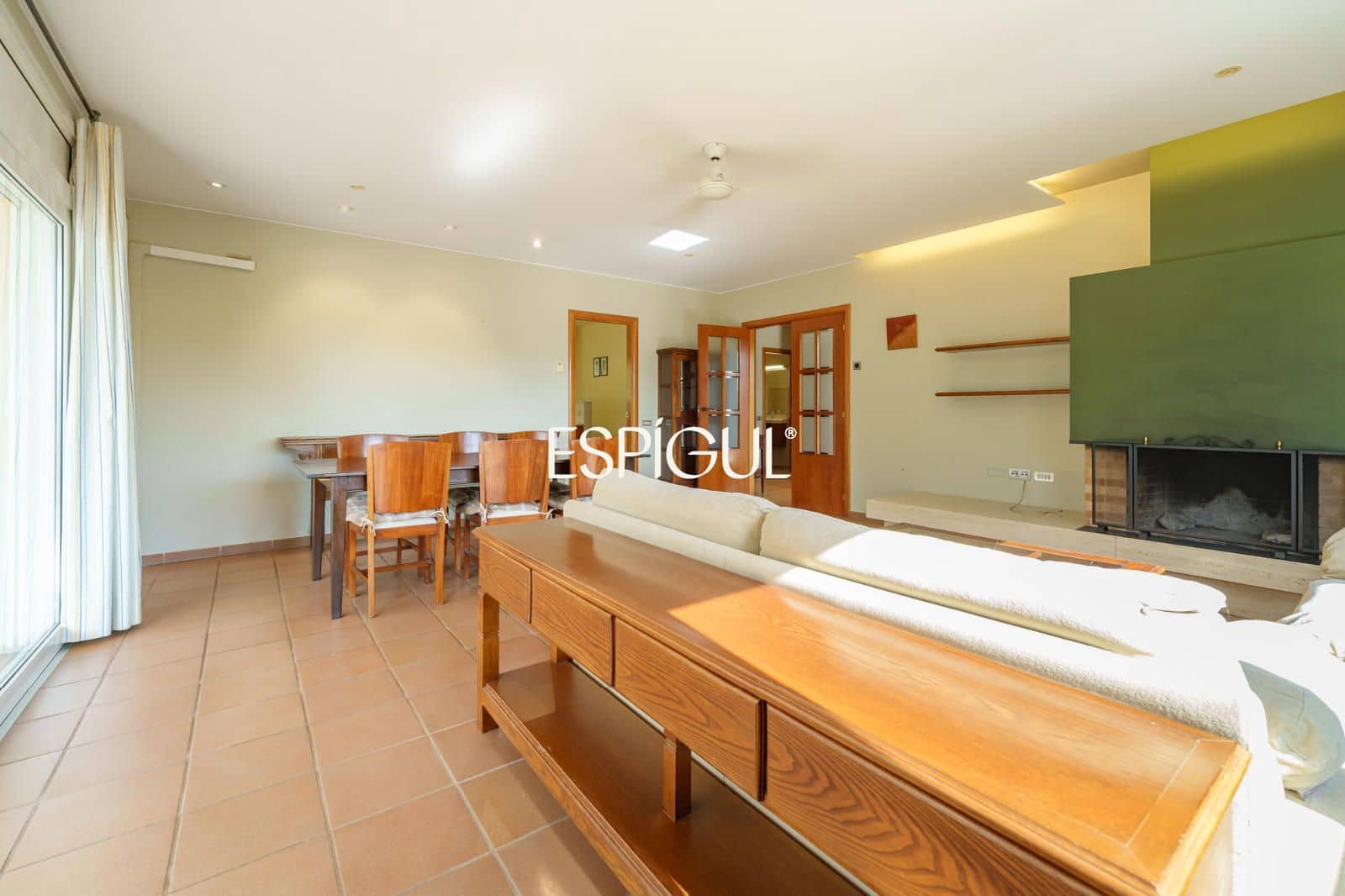 Chalet de 4 habitaciones en Vallromanes en venta con garaje - 830.000 € (Ref: 10016033)