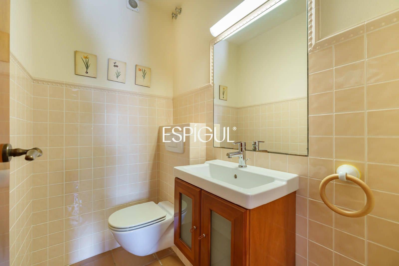 Chalet de 4 habitaciones en Vallromanes en venta con garaje - 830.000 € (Ref: 10016033)