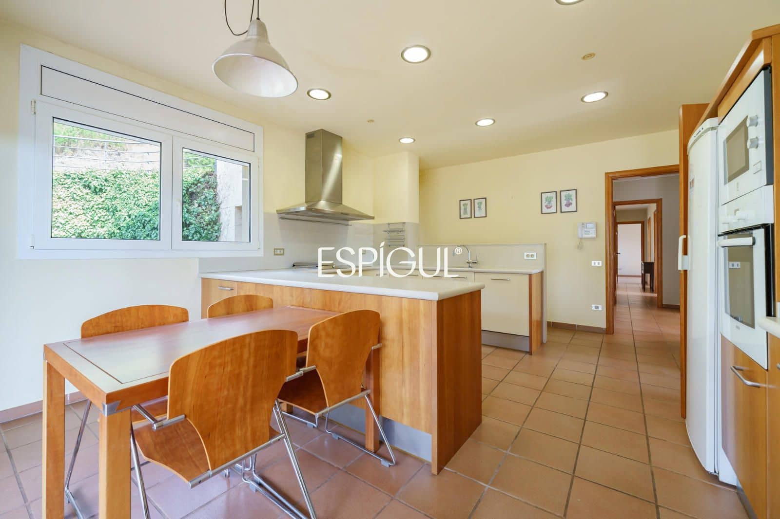 Chalet de 4 habitaciones en Vallromanes en venta con garaje - 830.000 € (Ref: 10016033)
