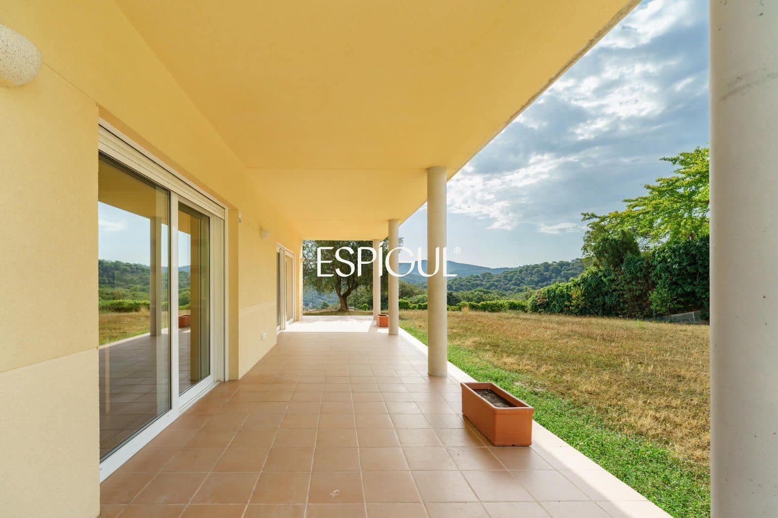 Chalet de 4 habitaciones en Vallromanes en venta con garaje - 830.000 € (Ref: 10016033)
