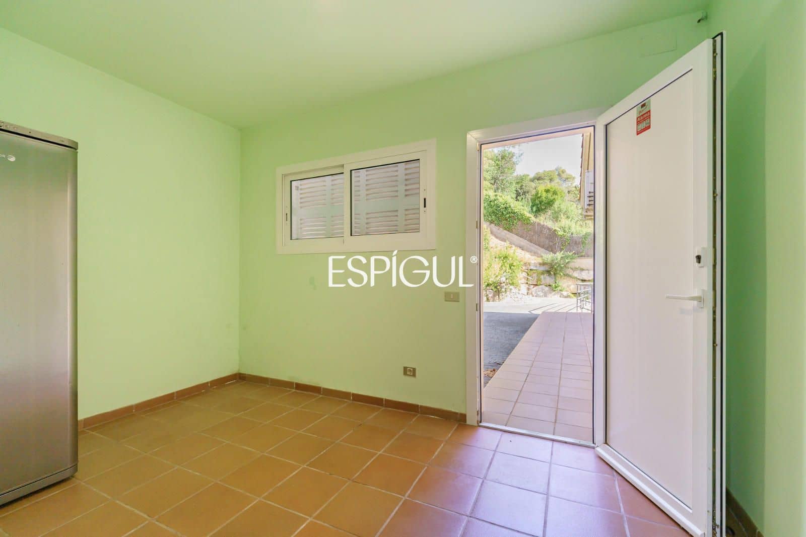 Chalet de 4 habitaciones en Vallromanes en venta con garaje - 830.000 € (Ref: 10016033)