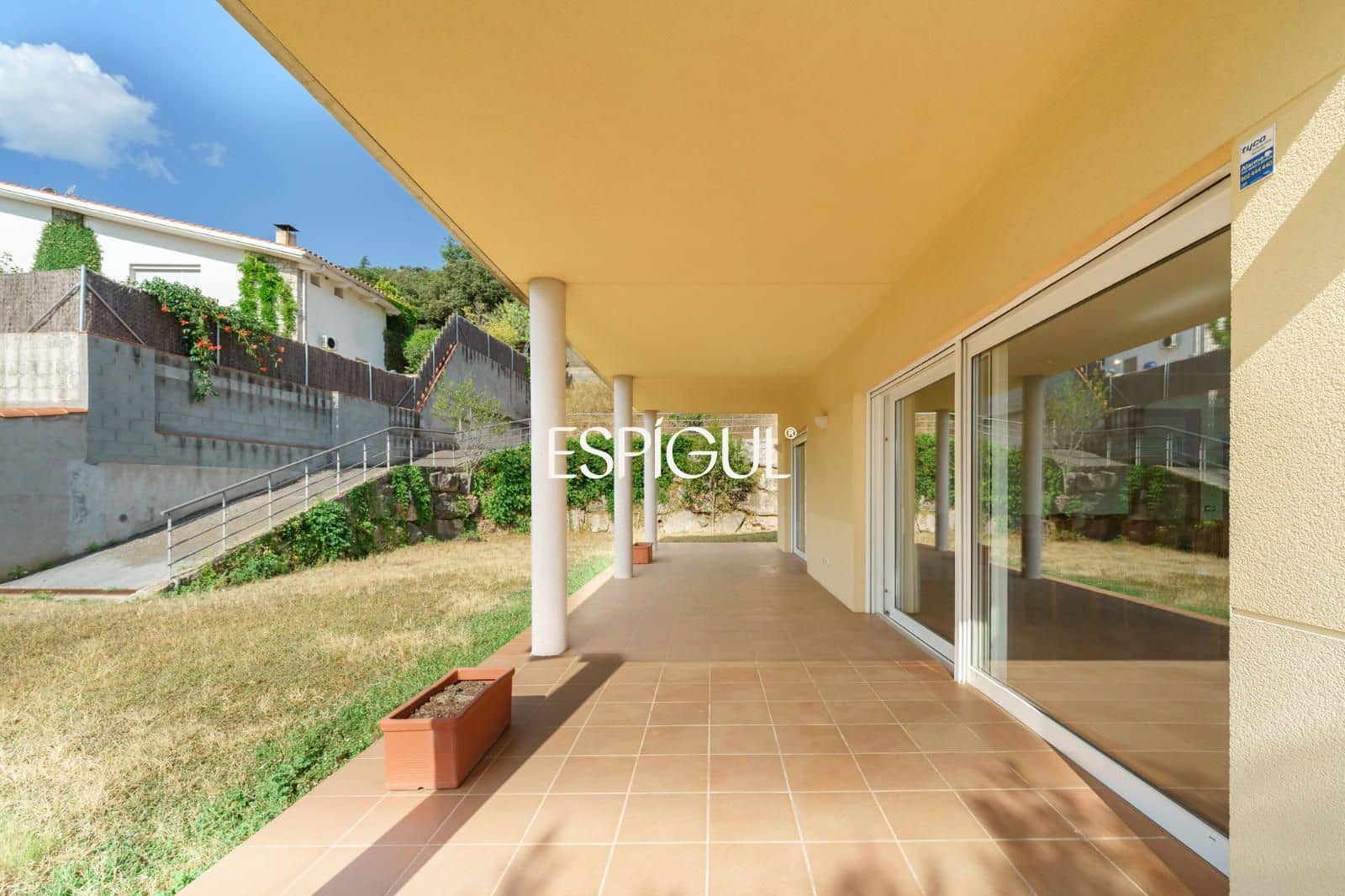 Chalet de 4 habitaciones en Vallromanes en venta con garaje - 830.000 € (Ref: 10016033)