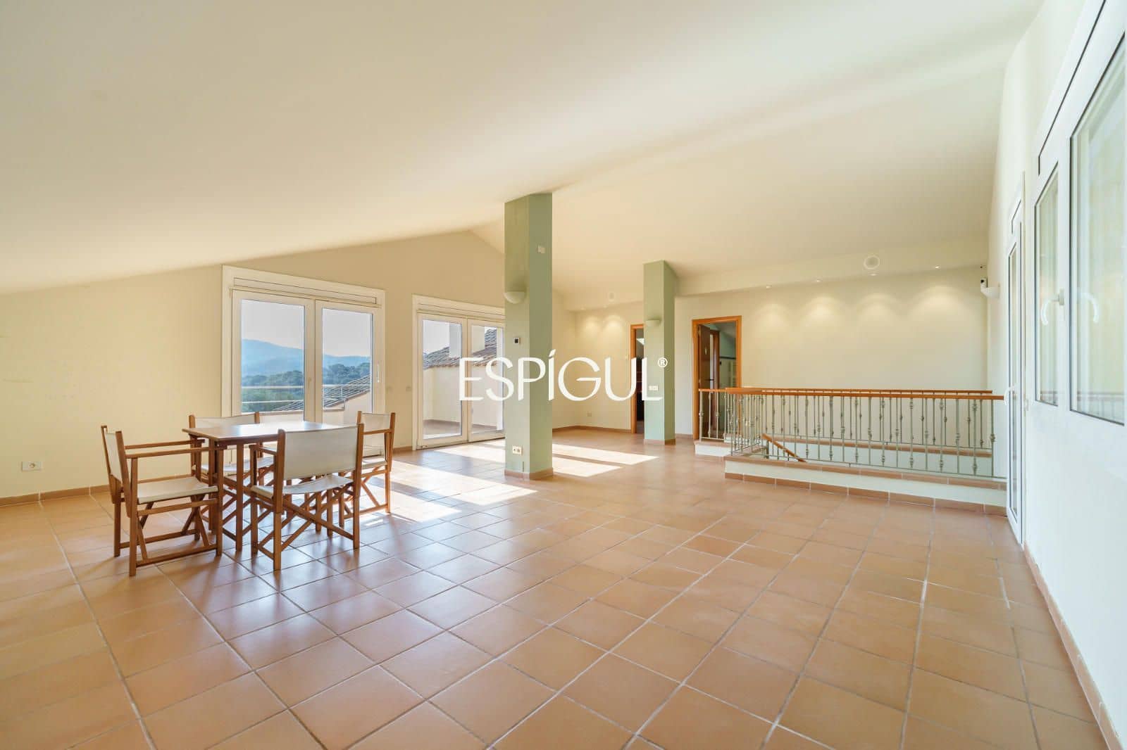 Chalet de 4 habitaciones en Vallromanes en venta con garaje - 830.000 € (Ref: 10016033)