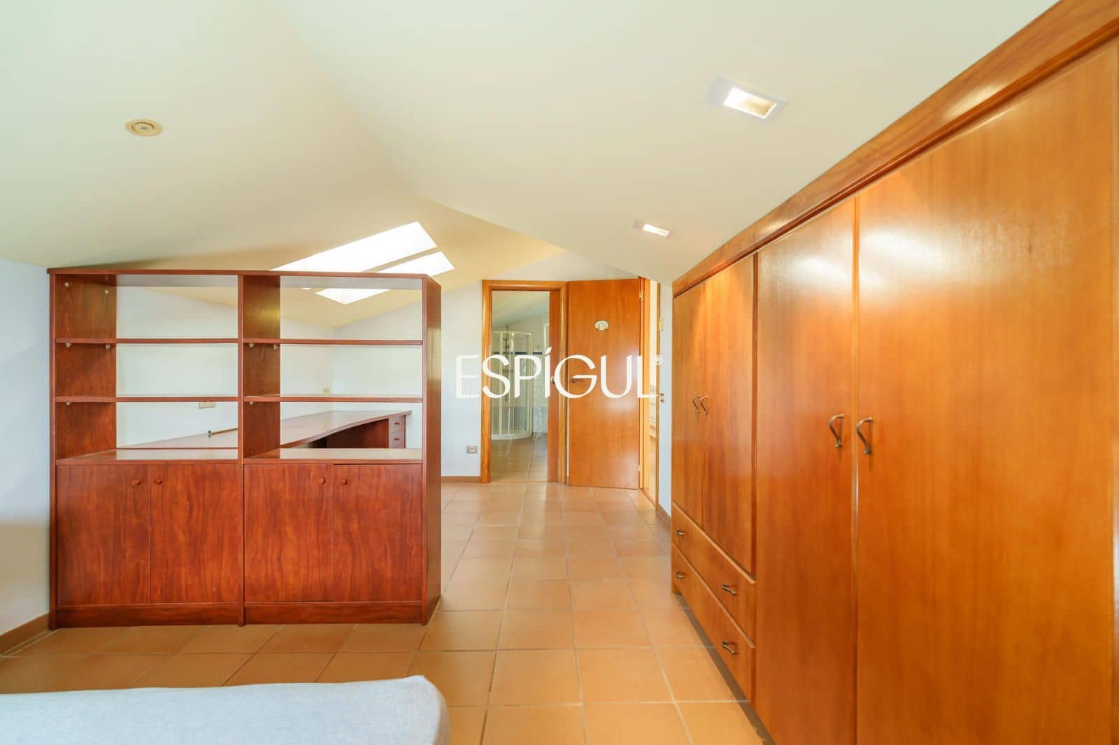Chalet de 4 habitaciones en Vallromanes en venta con garaje - 830.000 € (Ref: 10016033)