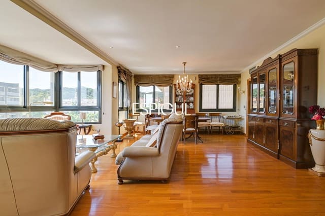 4 slaapkamer Flat te koop in Arenys de Mar met garage - € 590.000 (Ref: 10016035)