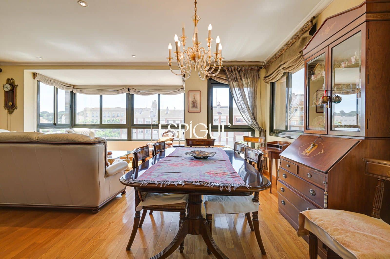 4 slaapkamer Flat te koop in Arenys de Mar met garage - € 590.000 (Ref: 10016035)