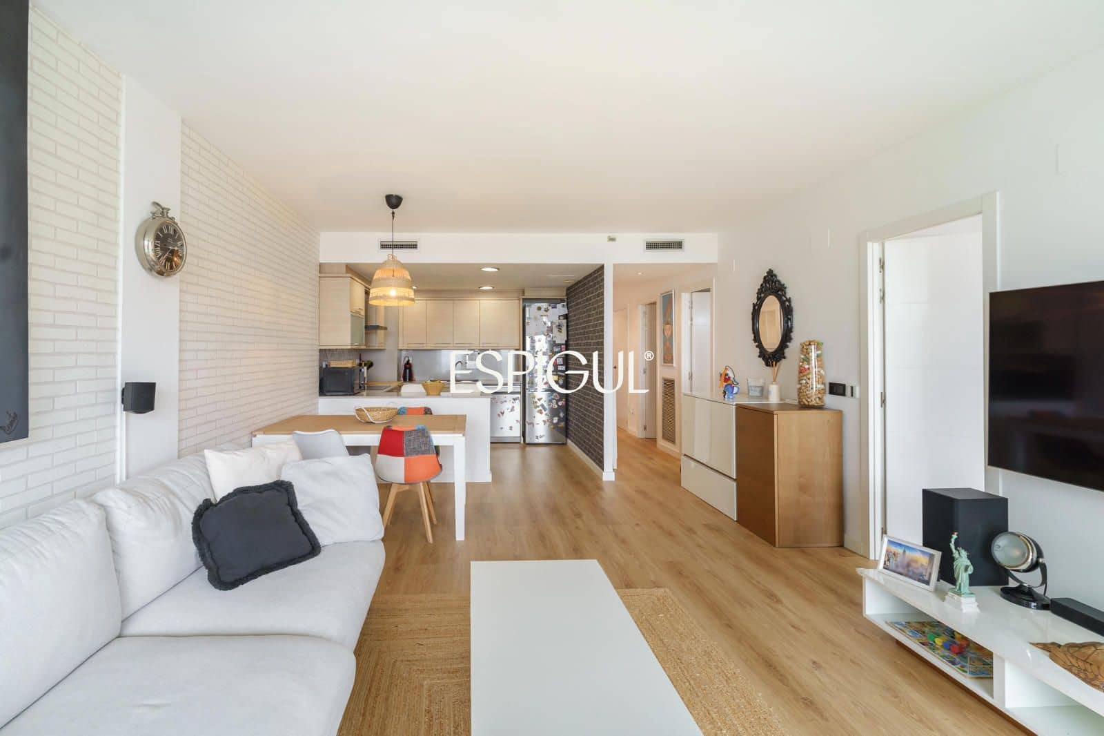 3 bedroom Flat for sale in Montgat with pool garage - € 549,000 (Ref: 10016036)
