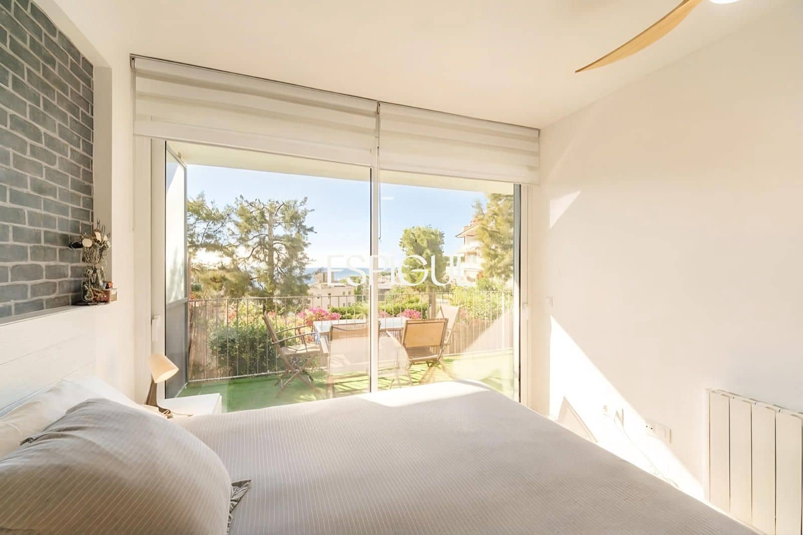 3 bedroom Flat for sale in Montgat with pool garage - € 549,000 (Ref: 10016036)