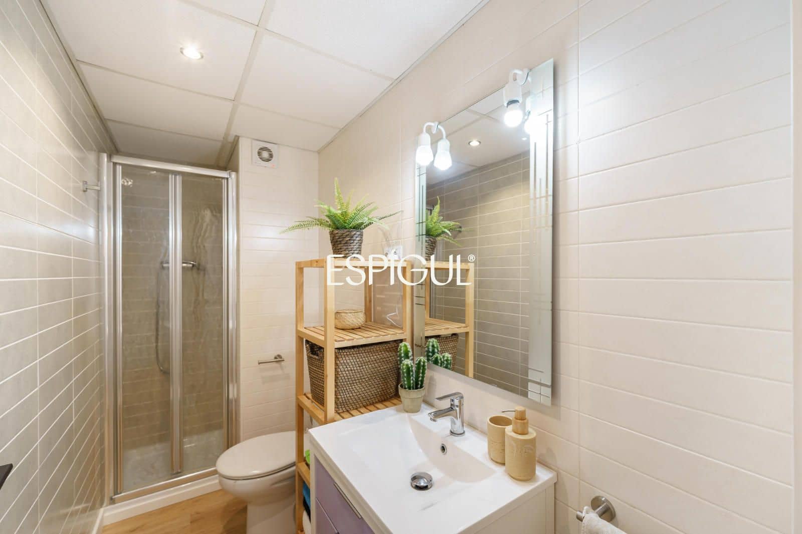 3 bedroom Flat for sale in Montgat with pool garage - € 549,000 (Ref: 10016036)