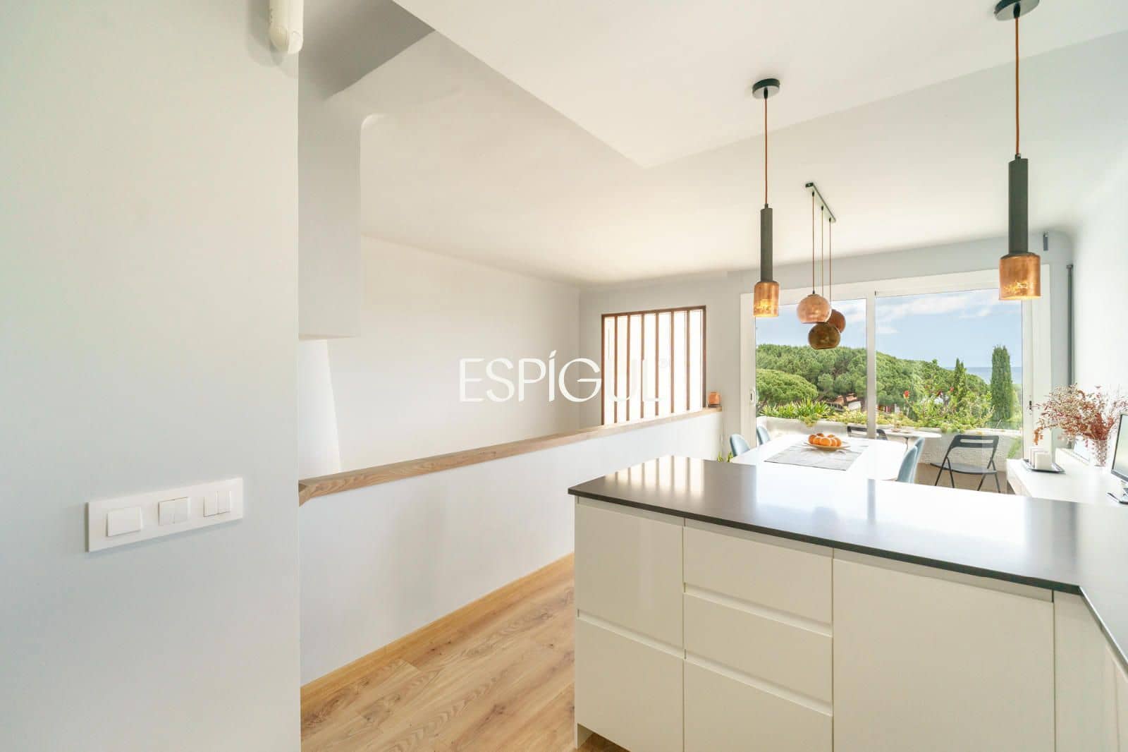 3 bedroom Penthouse for sale in Sant Andreu de Llavaneres with pool garage - € 650,000 (Ref: 10016037)