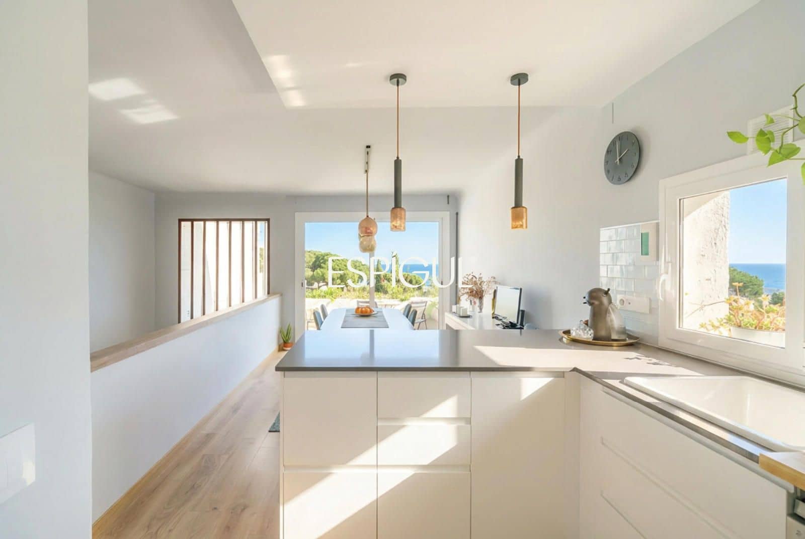 3 bedroom Penthouse for sale in Sant Andreu de Llavaneres with pool garage - € 650,000 (Ref: 10016037)
