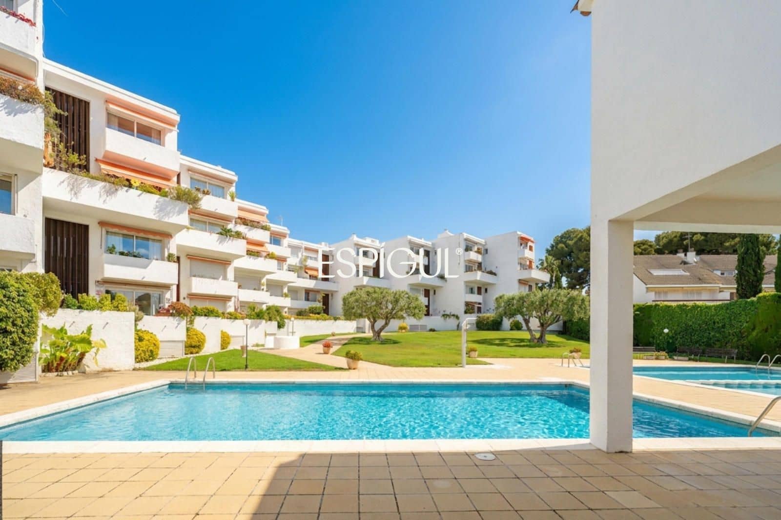 3 bedroom Penthouse for sale in Sant Andreu de Llavaneres with pool garage - € 650,000 (Ref: 10016037)