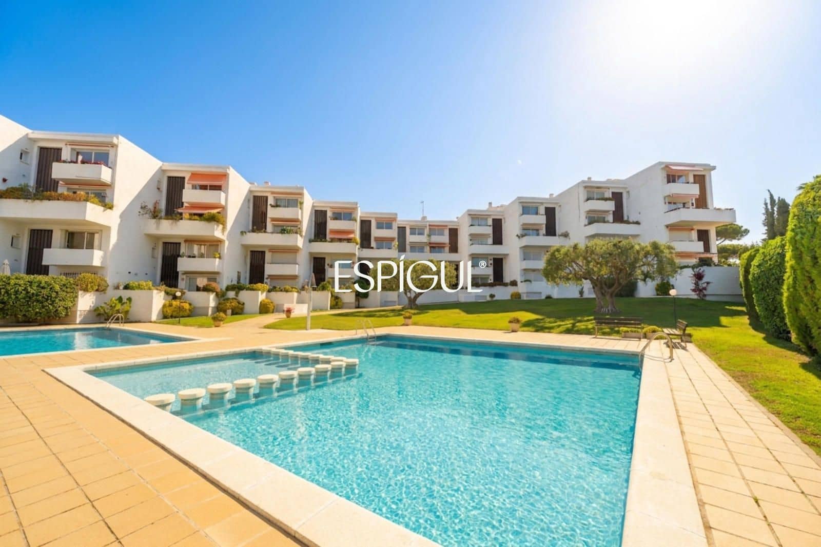 3 bedroom Penthouse for sale in Sant Andreu de Llavaneres with pool garage - € 650,000 (Ref: 10016037)