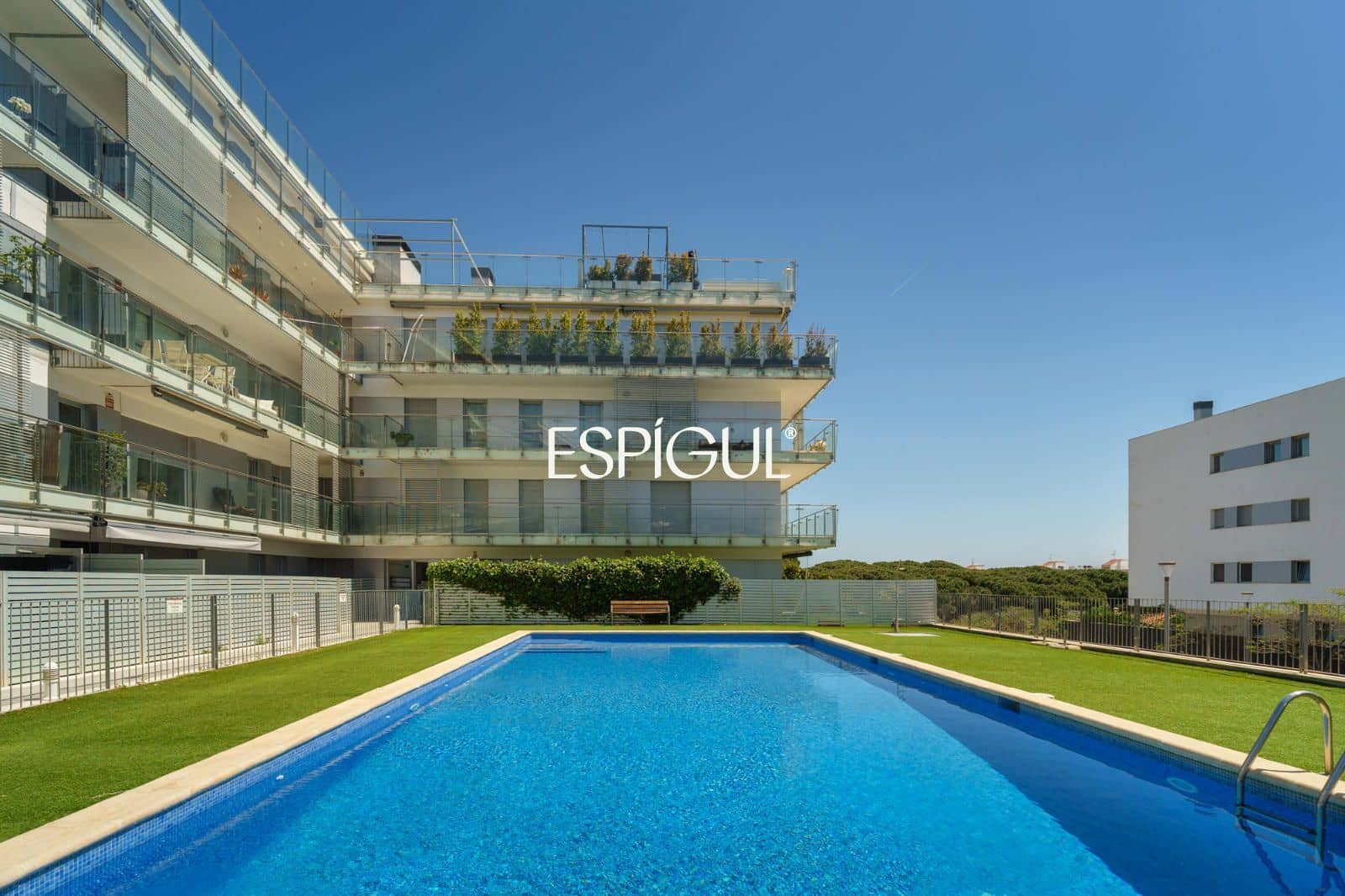 Piso de 2 habitaciones en Sant Andreu de Llavaneres en venta con piscina garaje - 520.000 € (Ref: 10016038)