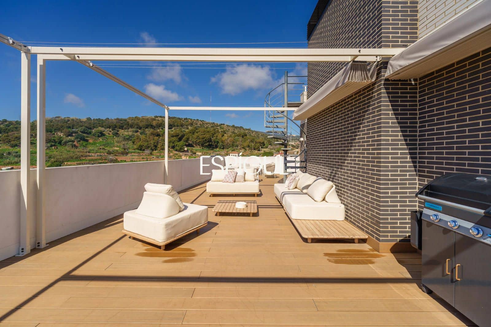 3 bedroom Penthouse for sale in Montgat with pool garage - € 980,000 (Ref: 10016040)