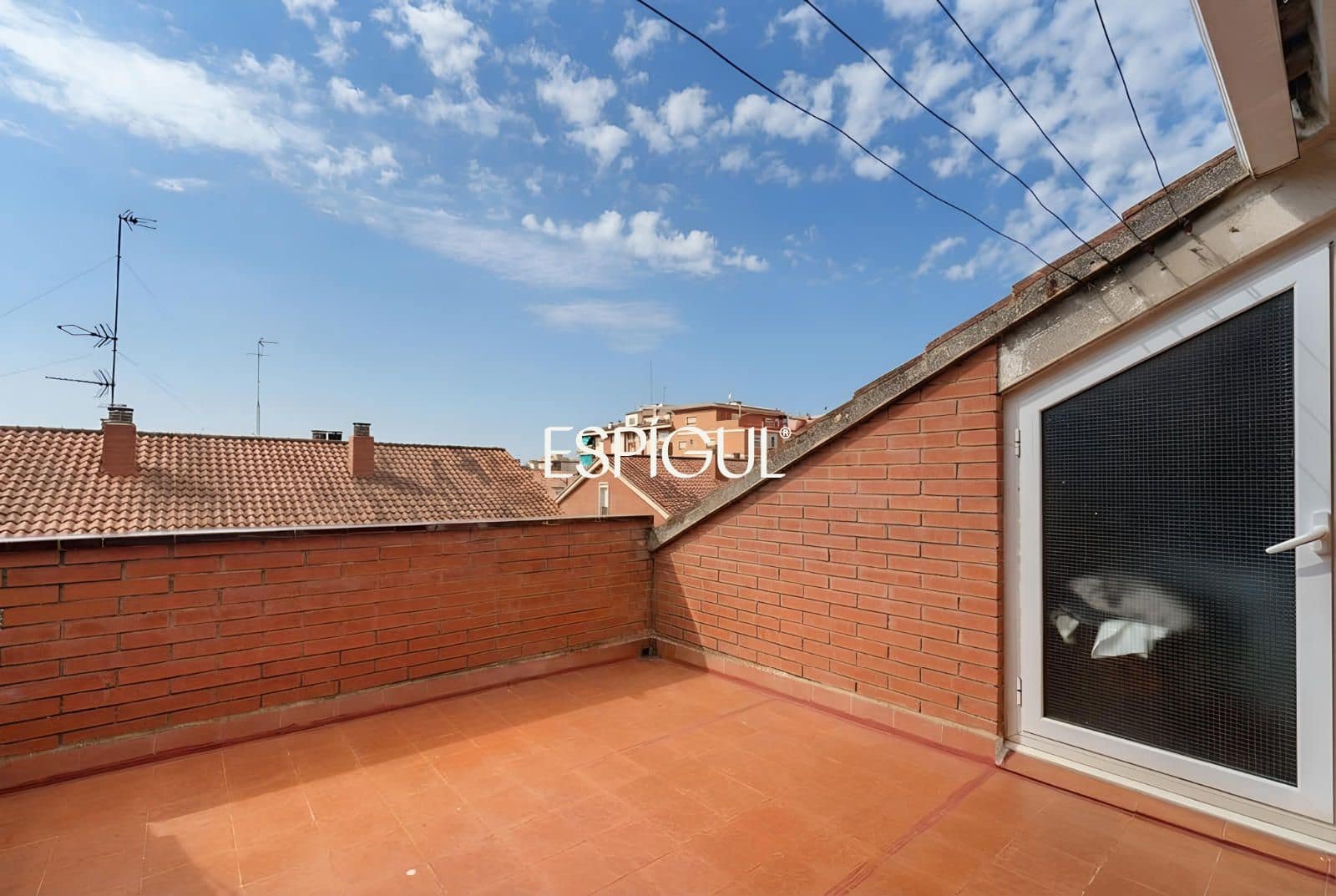 4 bedroom Townhouse for sale in Premia de Mar with pool garage - € 620,000 (Ref: 10016041)