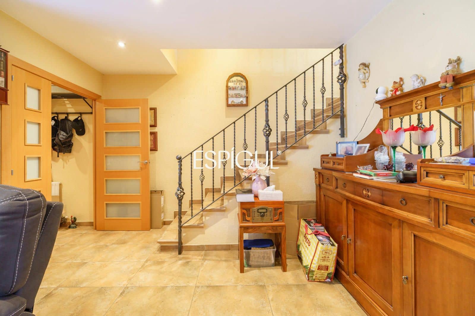 4 bedroom Townhouse for sale in Premia de Mar with pool garage - € 620,000 (Ref: 10016041)