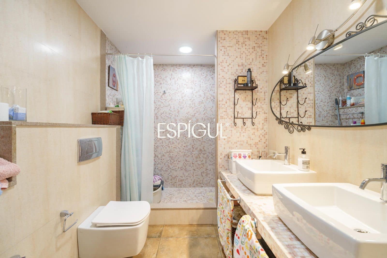 4 bedroom Townhouse for sale in Premia de Mar with pool garage - € 620,000 (Ref: 10016041)