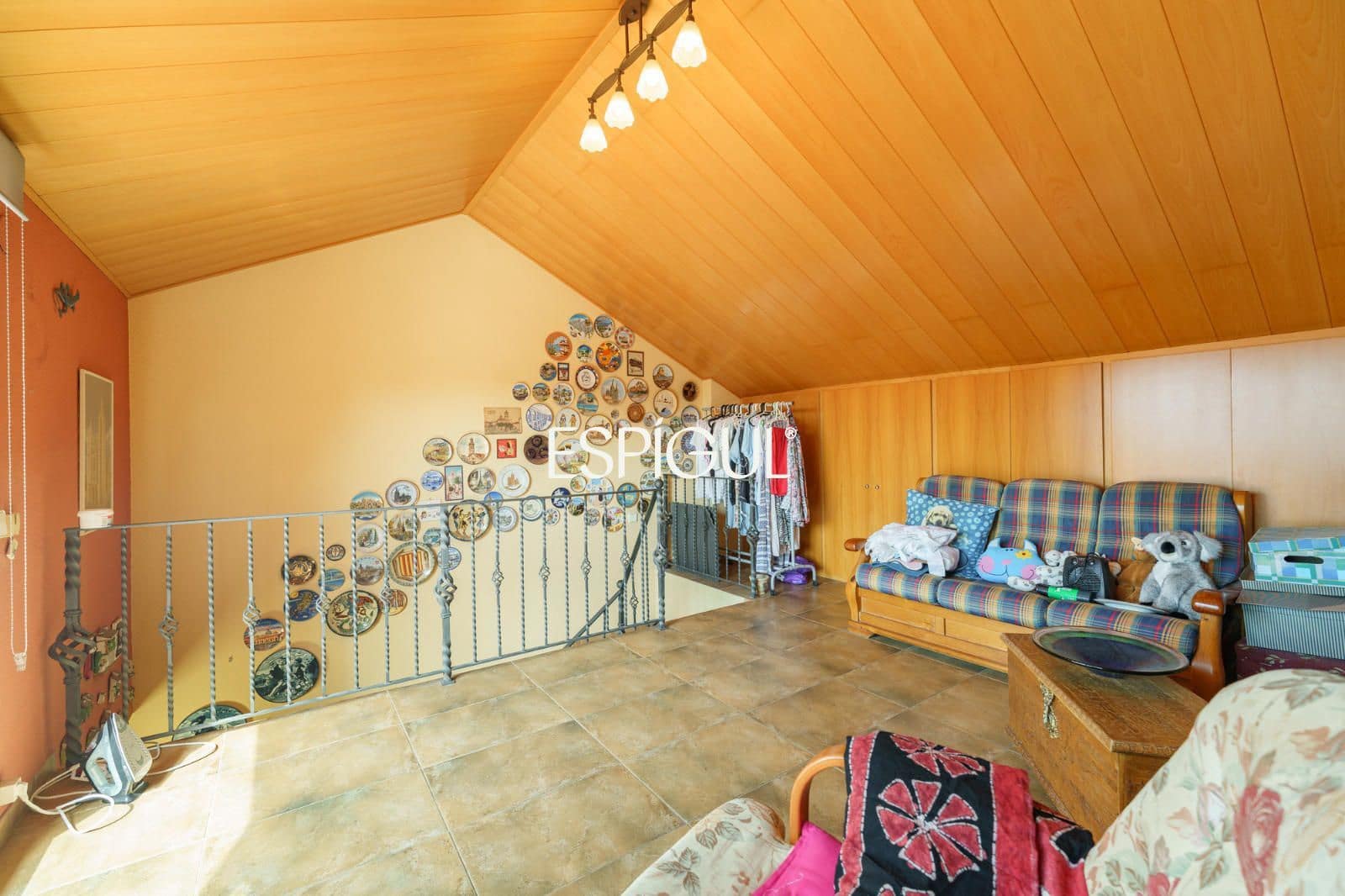 4 bedroom Townhouse for sale in Premia de Mar with pool garage - € 620,000 (Ref: 10016041)
