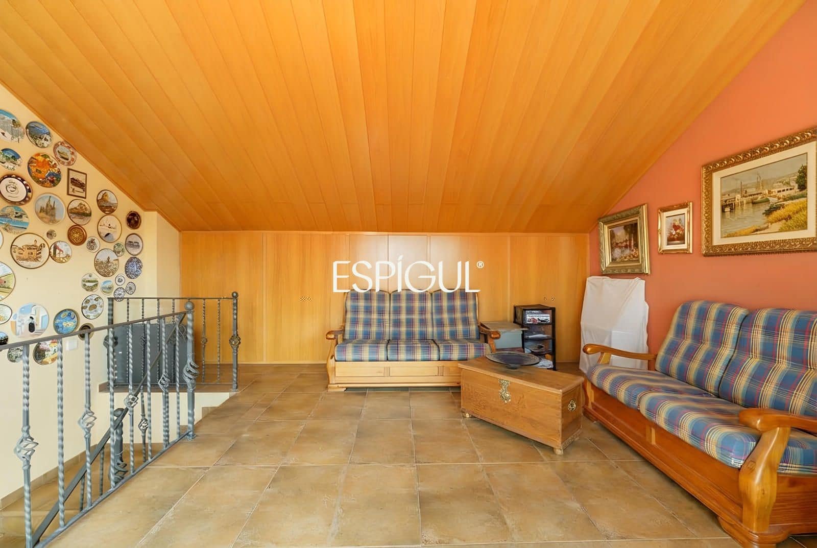 4 bedroom Townhouse for sale in Premia de Mar with pool garage - € 620,000 (Ref: 10016041)