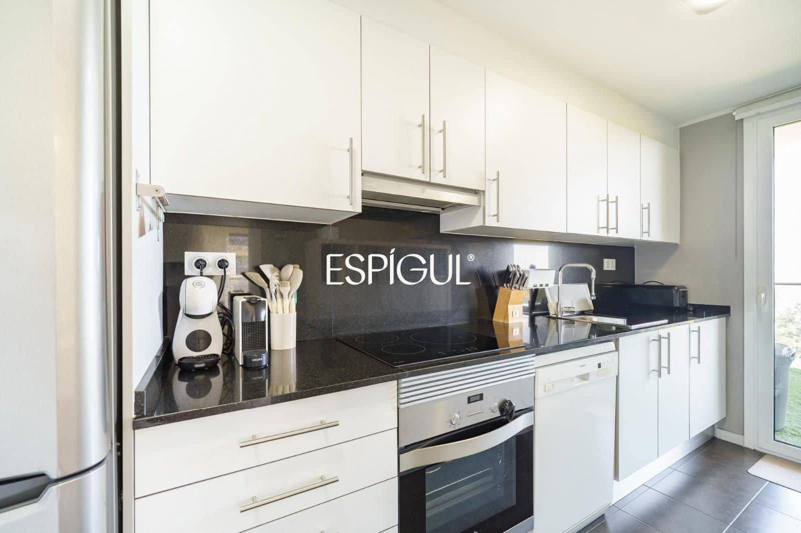 Piso de 3 habitaciones en Mataró en venta con piscina garaje - 569.000 € (Ref: 10016043)