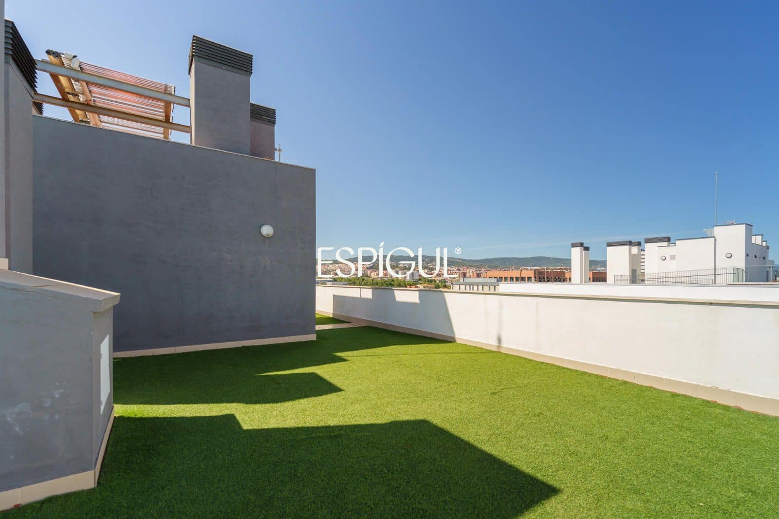 Piso de 3 habitaciones en Mataró en venta con piscina garaje - 569.000 € (Ref: 10016043)