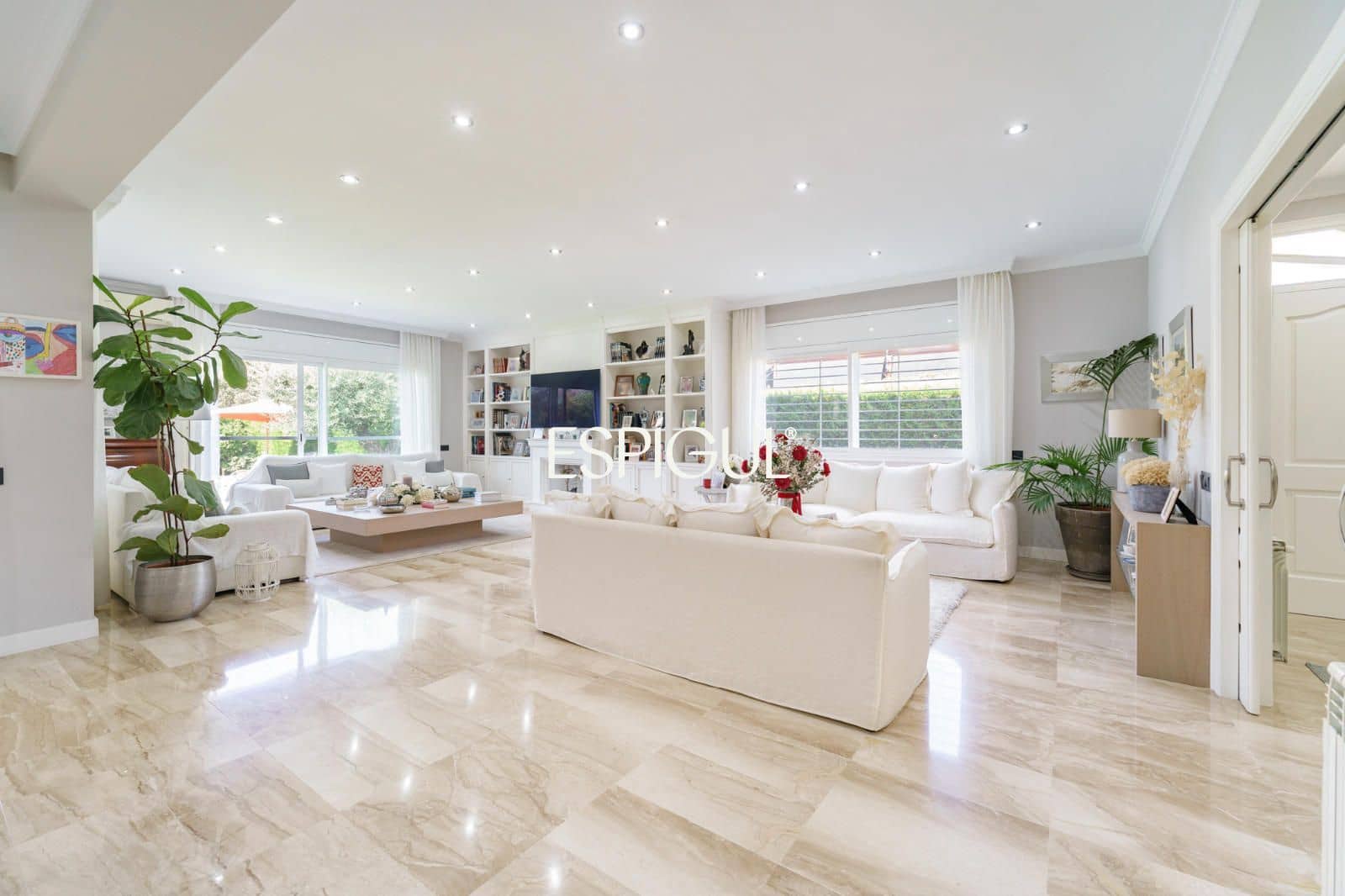 4 bedroom Villa for sale in Teia with pool garage - € 1,590,000 (Ref: 10016044)