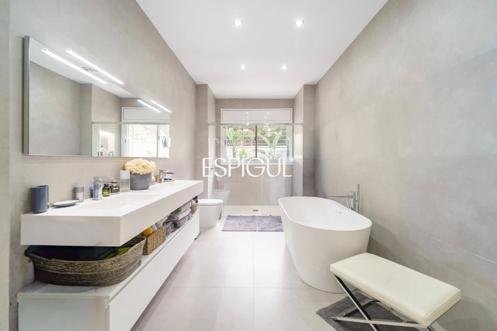 4 bedroom Villa for sale in Teia with pool garage - € 1,590,000 (Ref: 10016044)