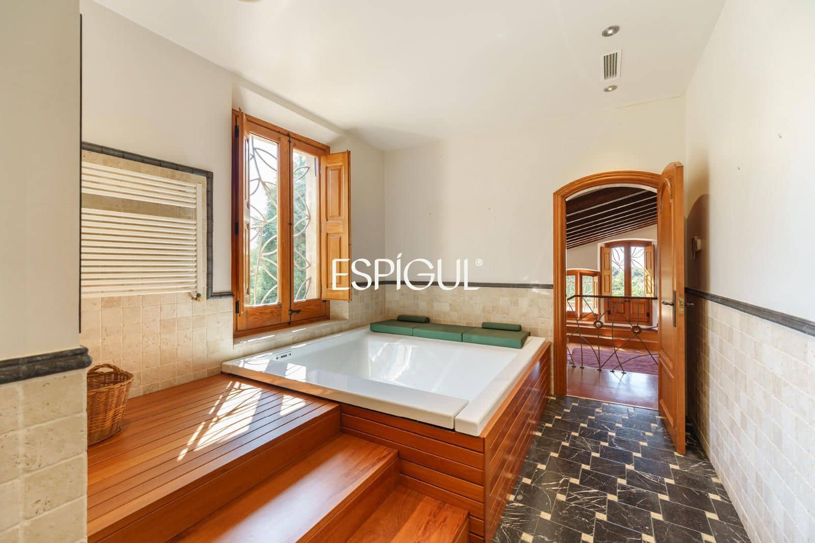 6 soverom Villa til salgs i Cabrera de Mar med svømmebasseng garasje - € 7 100 000 (Ref: 10016045)