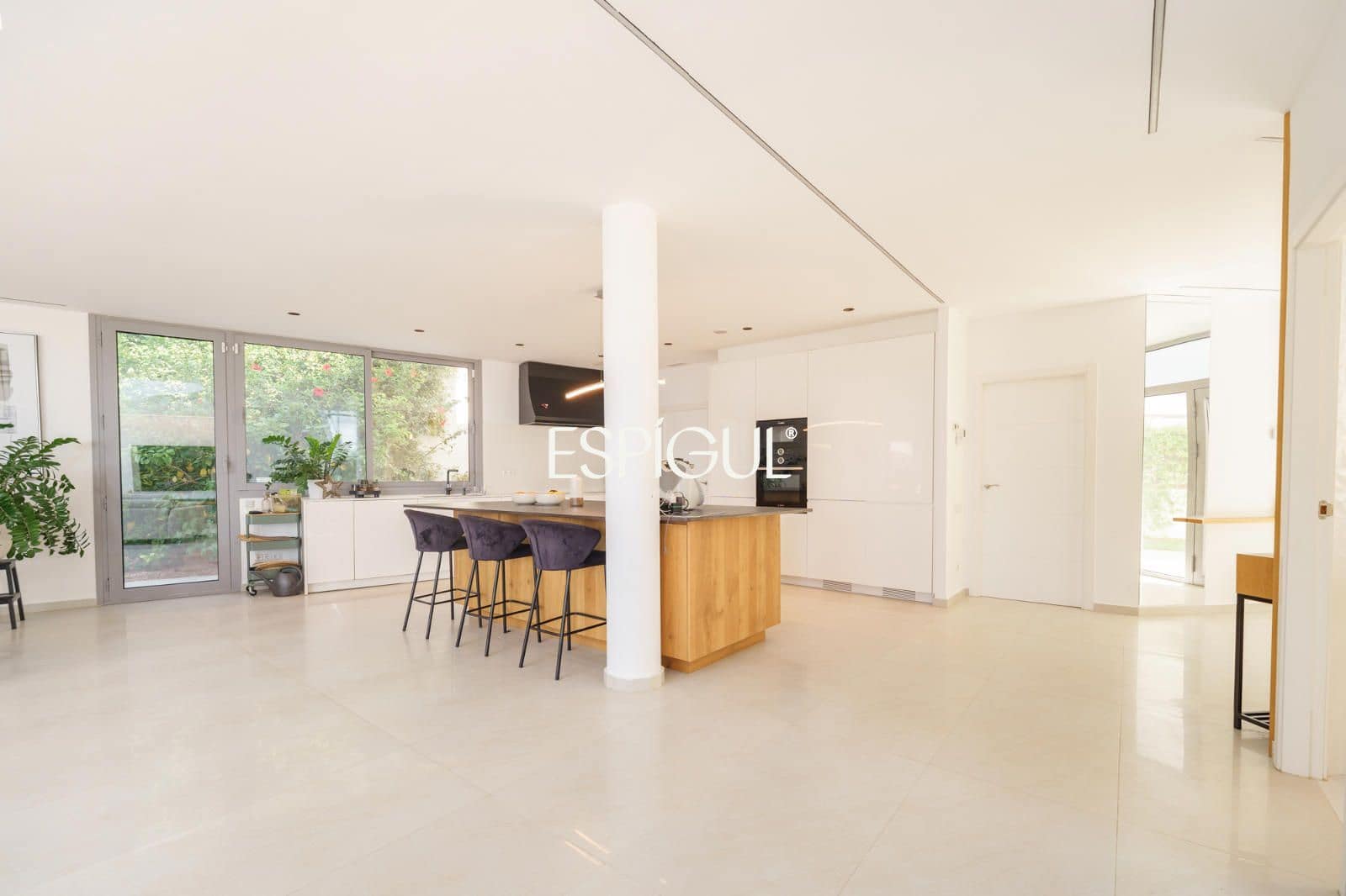 5 bedroom Villa for sale in Vilassar de Dalt with pool garage - € 1,300,000 (Ref: 10016047)