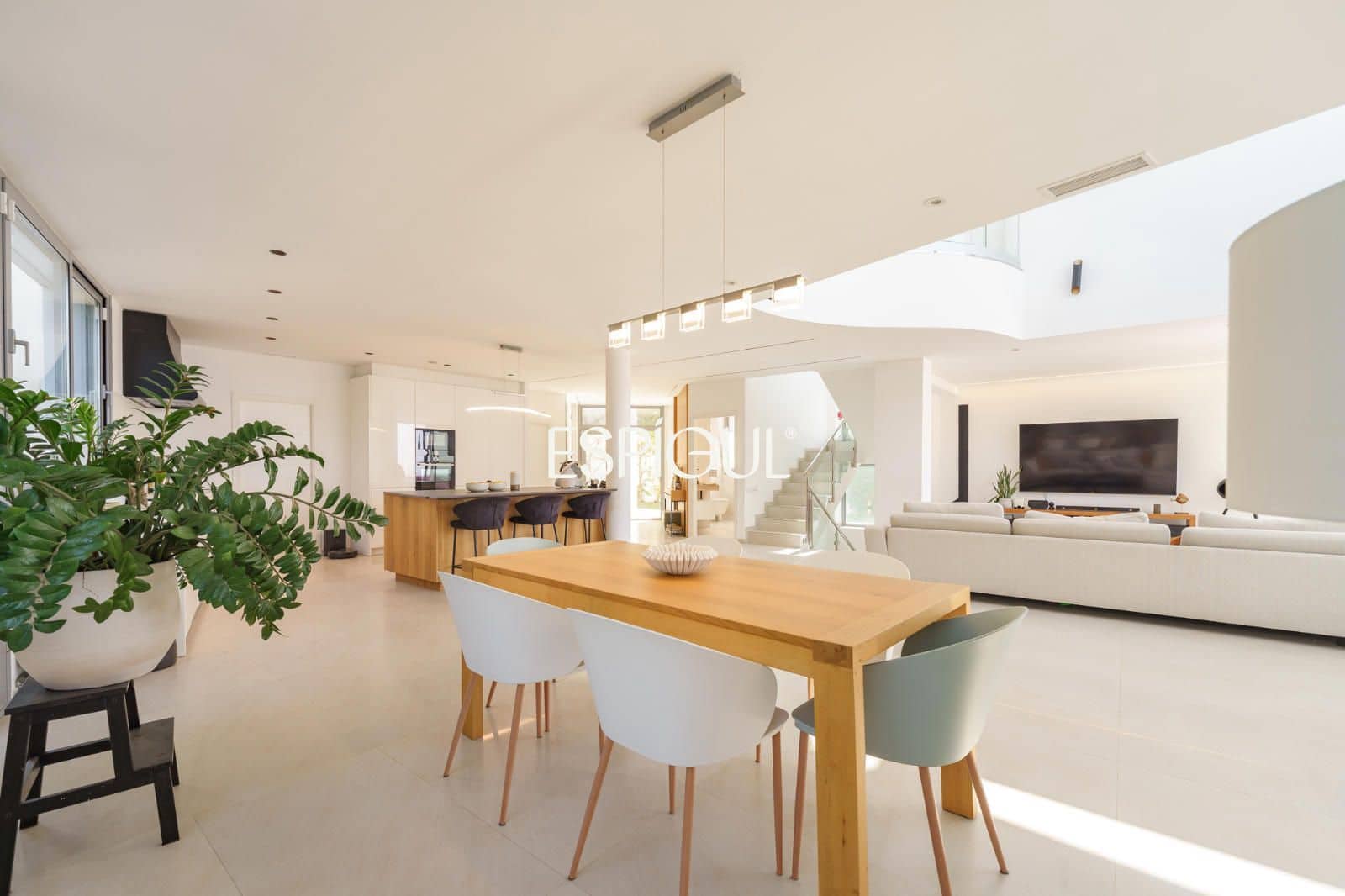5 bedroom Villa for sale in Vilassar de Dalt with pool garage - € 1,300,000 (Ref: 10016047)