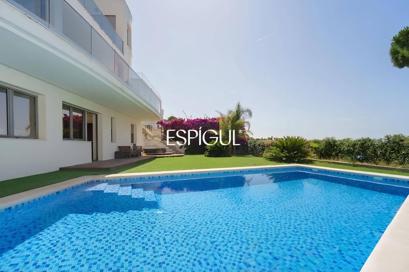 5 bedroom Villa for sale in Vilassar de Dalt with pool garage - € 1,300,000 (Ref: 10016047)