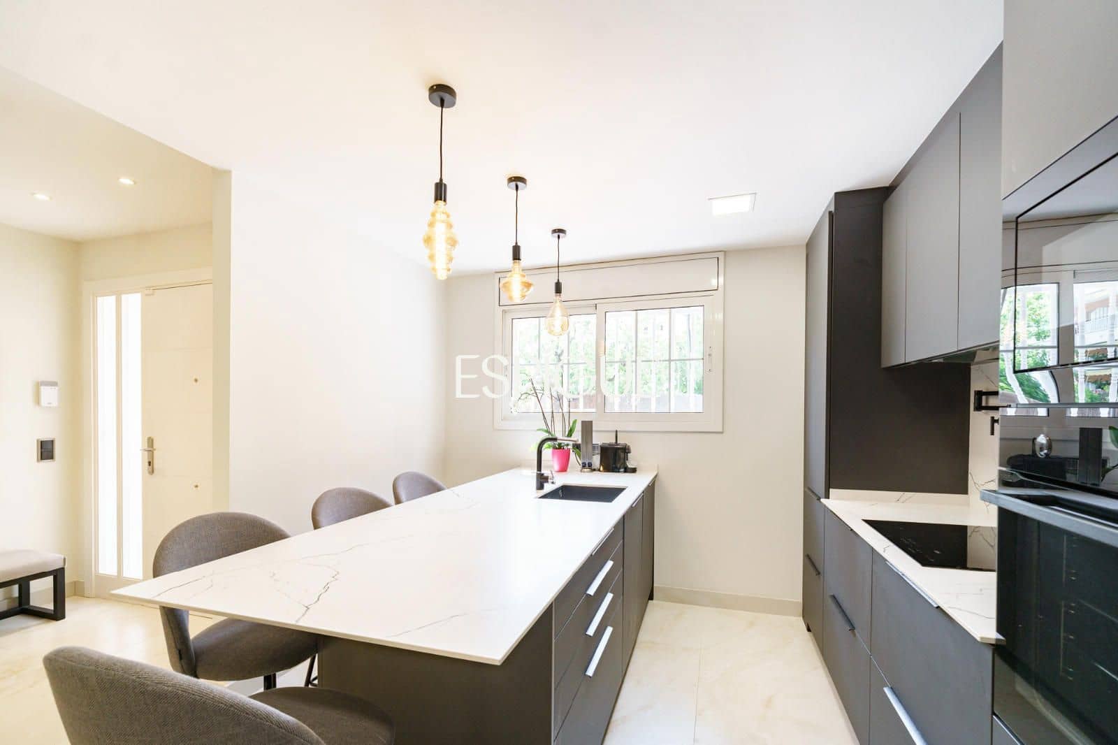 Casa de 4 habitaciones en Vilassar de Mar en venta con garaje - 778.000 € (Ref: 10016048)
