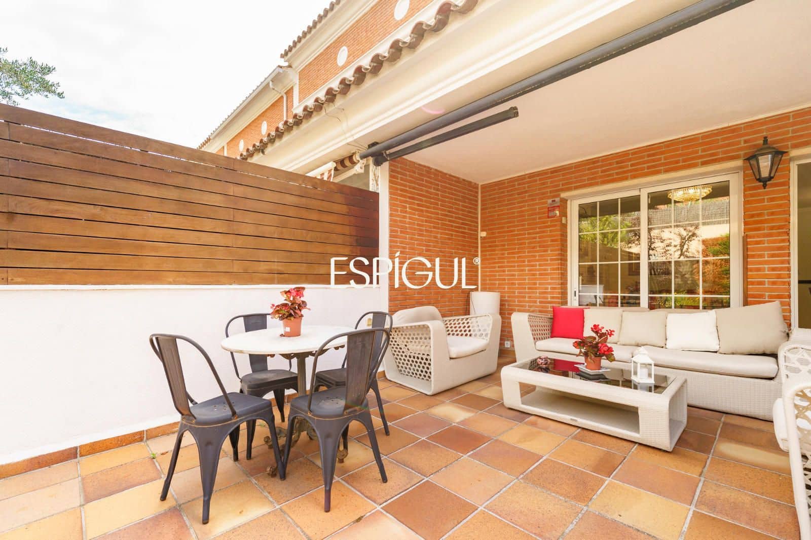 Casa de 4 habitaciones en Vilassar de Mar en venta con garaje - 778.000 € (Ref: 10016048)