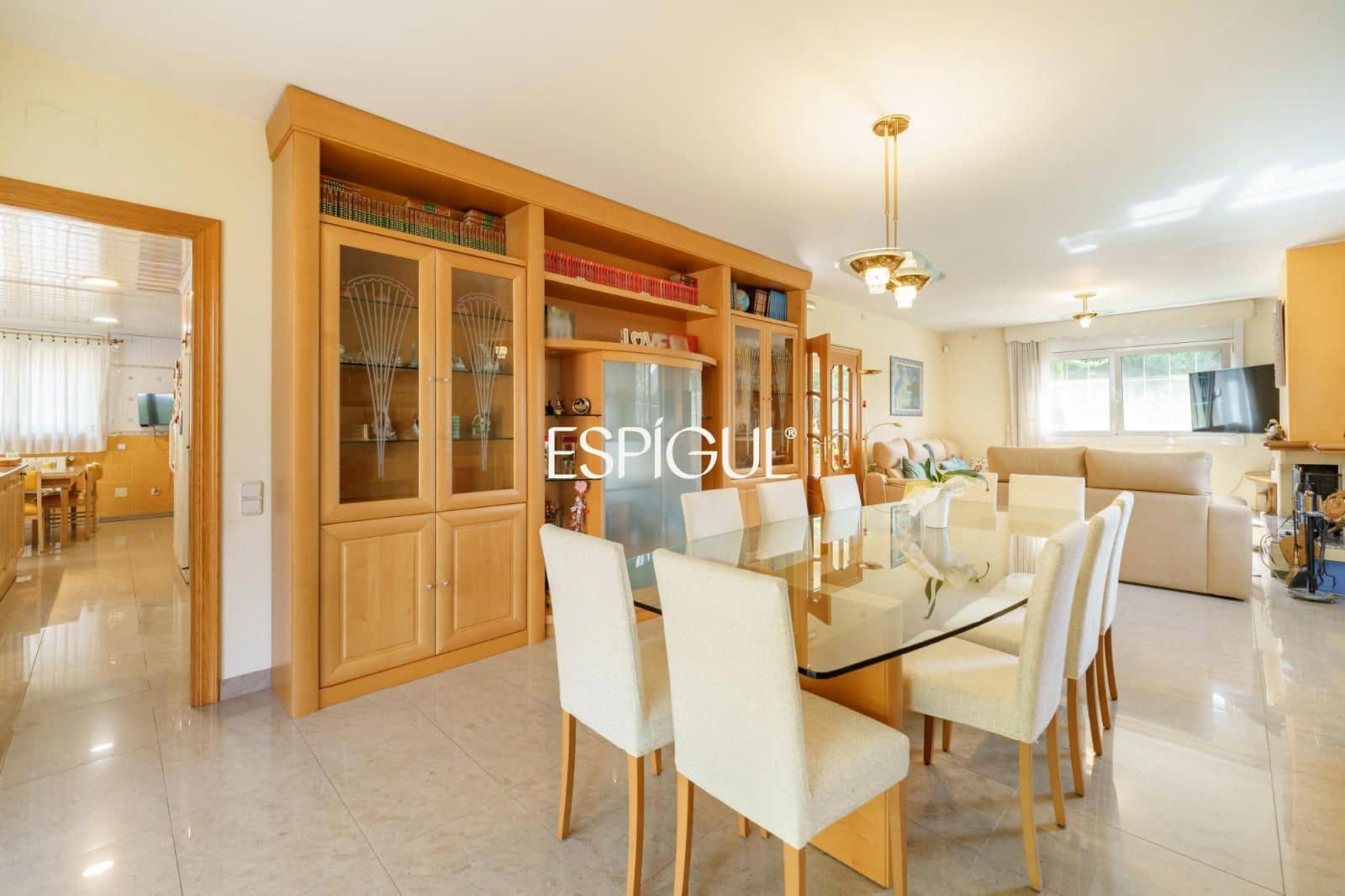 Chalet de 6 habitaciones en Vallromanes en venta con piscina garaje - 875.000 € (Ref: 10016049)