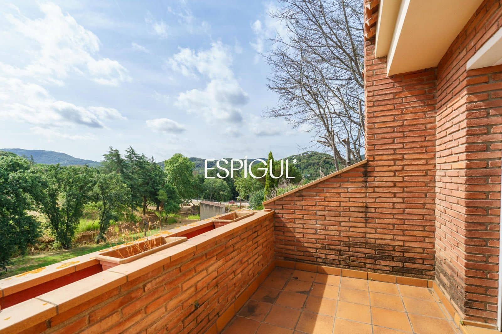 Chalet de 6 habitaciones en Vallromanes en venta con piscina garaje - 875.000 € (Ref: 10016049)
