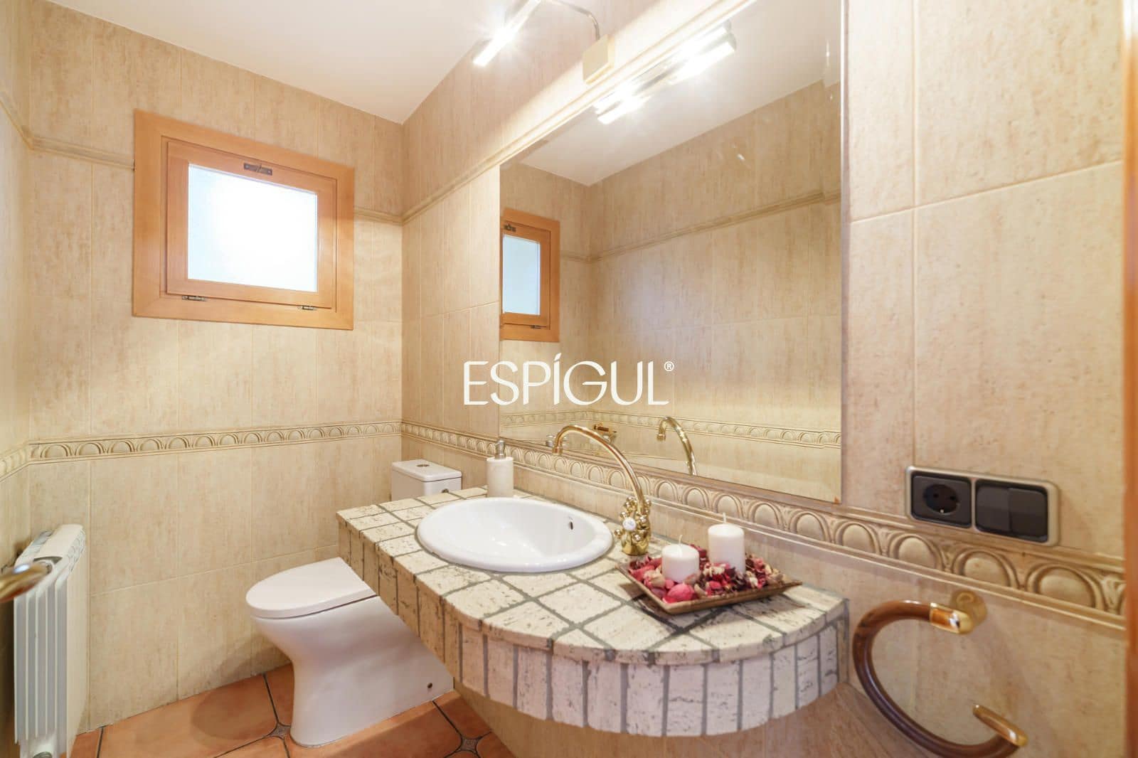 3 bedroom Villa for sale in Argentona with garage - € 870,000 (Ref: 10016050)