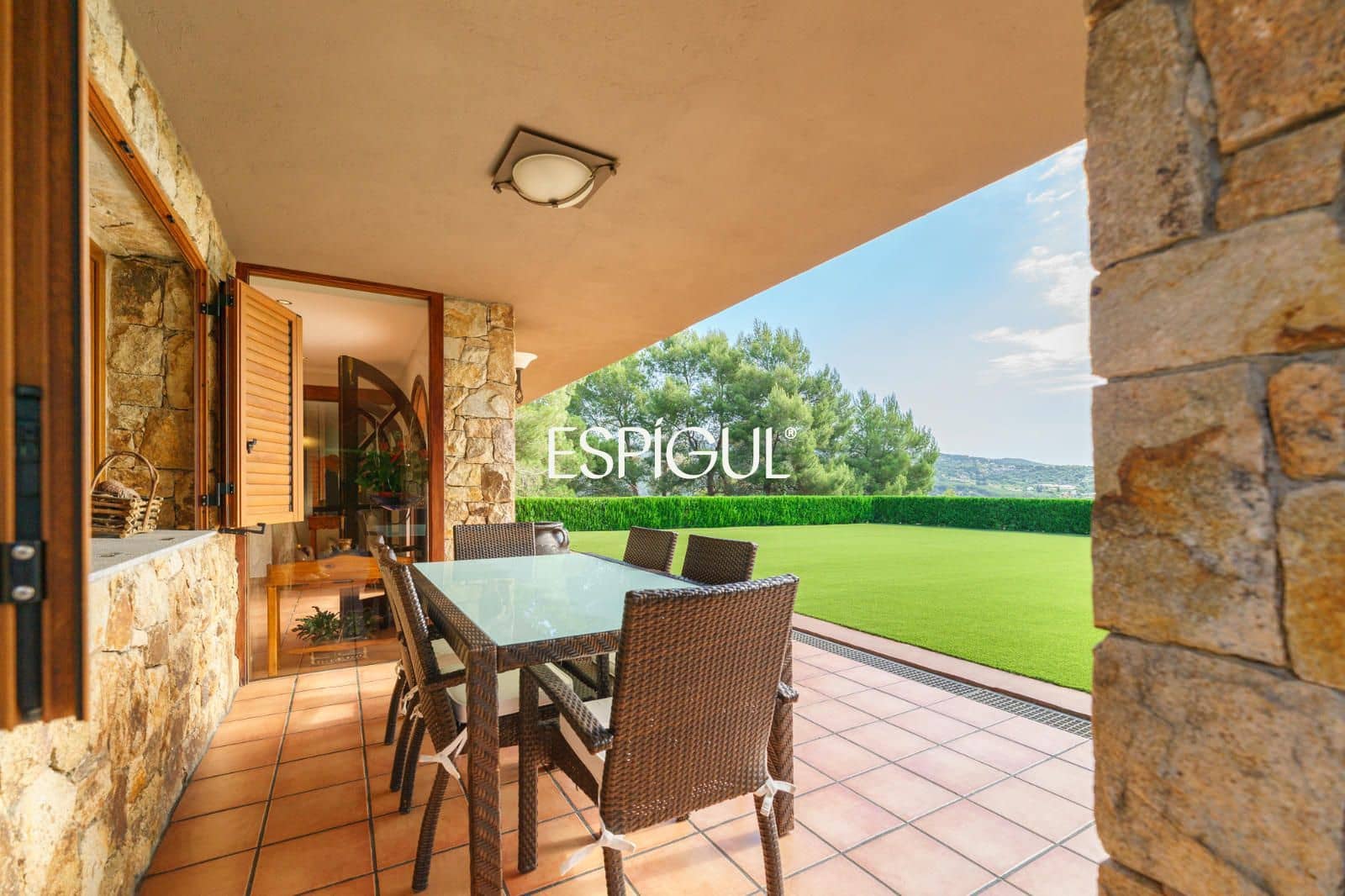 3 bedroom Villa for sale in Argentona with garage - € 870,000 (Ref: 10016050)