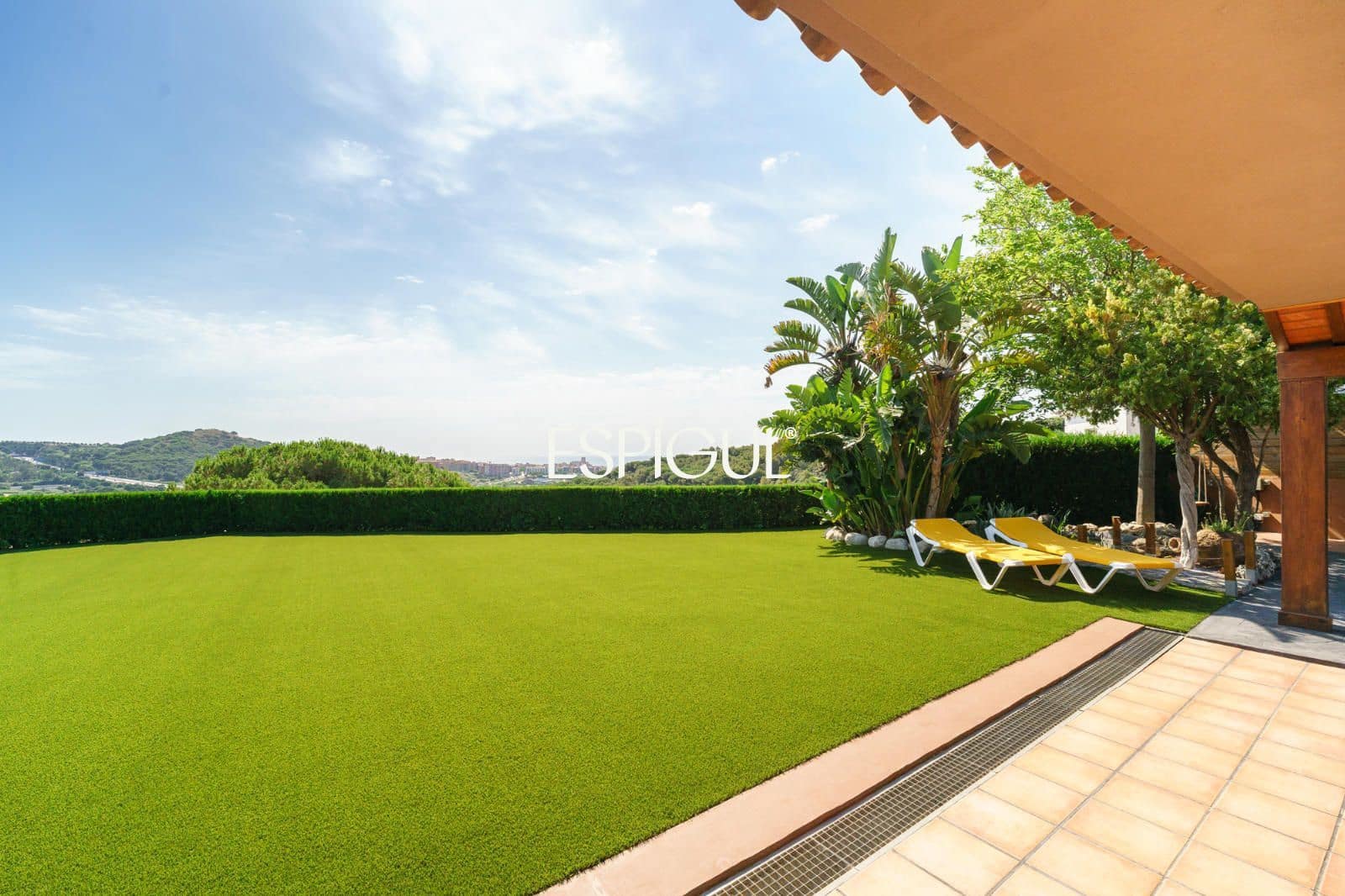 3 bedroom Villa for sale in Argentona with garage - € 870,000 (Ref: 10016050)