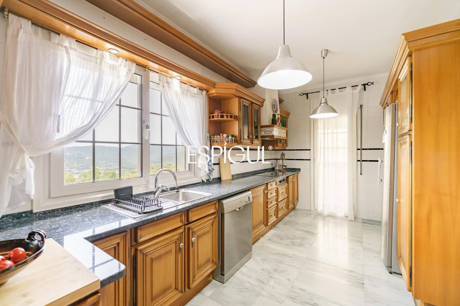 5 quarto Moradia para venda em Mataro com piscina garagem - 825 000 € (Ref: 10016051)