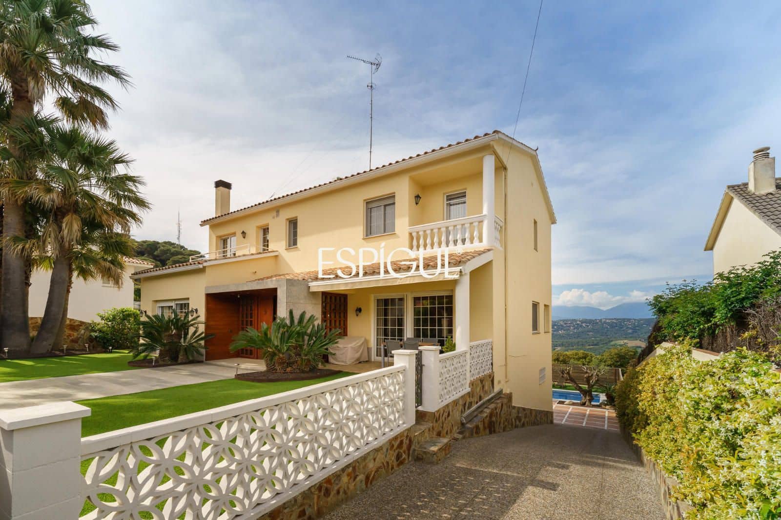 5 quarto Moradia para venda em Mataro com piscina garagem - 825 000 € (Ref: 10016051)