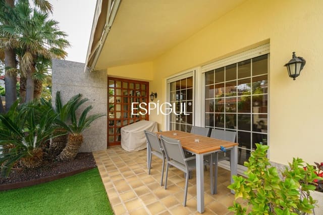 5 quarto Moradia para venda em Mataró com piscina garagem - 825 000 € (Ref: 10016051)
