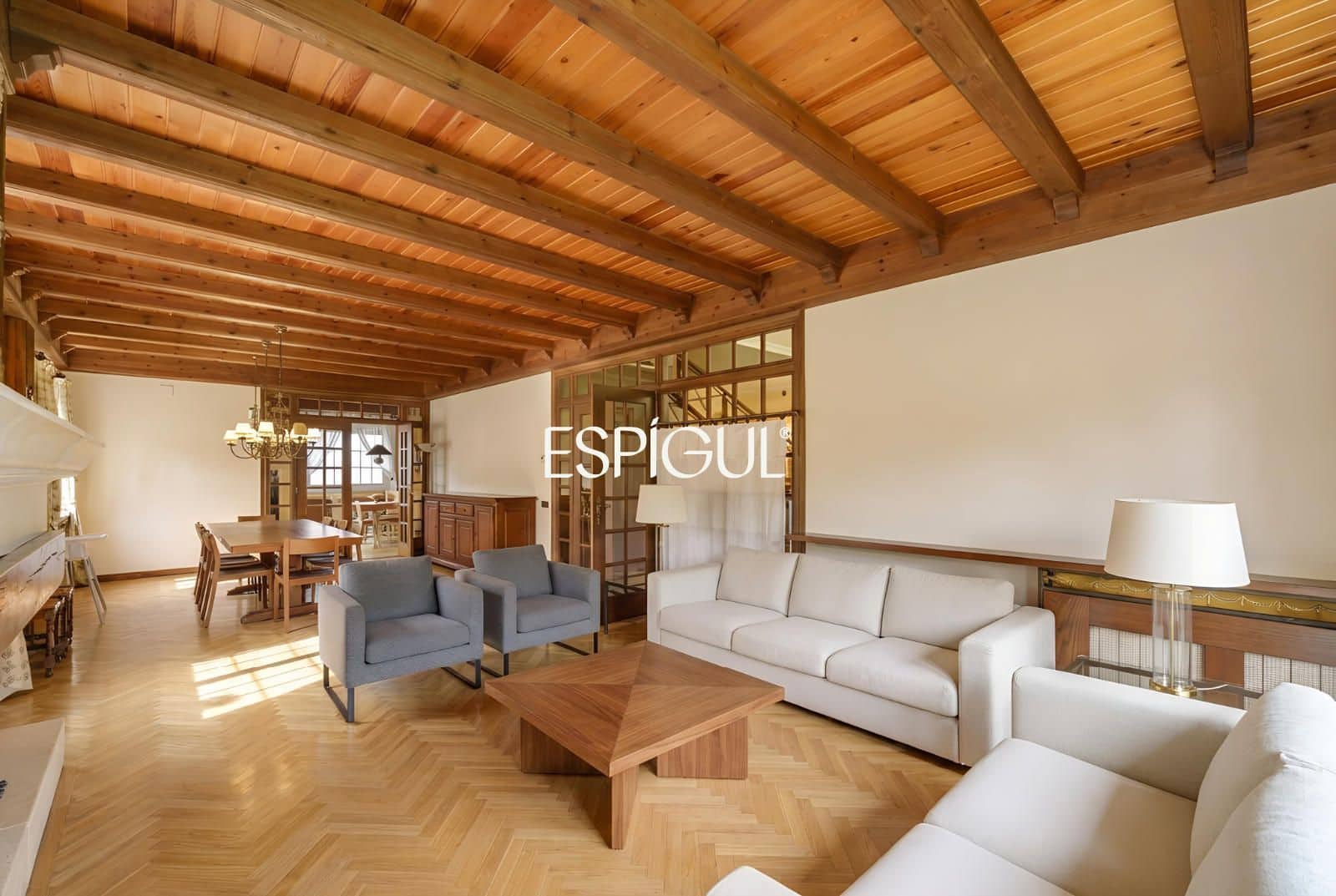 5 quarto Moradia para venda em Mataro com piscina garagem - 825 000 € (Ref: 10016051)