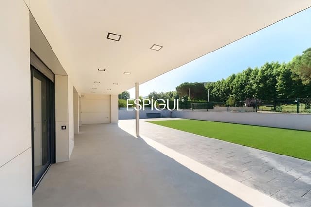 4 Zimmer Villa zu verkaufen in Vallromanes mit Pool Garage - 1.450.000 € (Ref: 10016052)